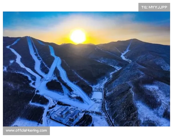 铭星冰雪启动造雪作业，护航FIS单板滑雪世界杯美林谷赛道